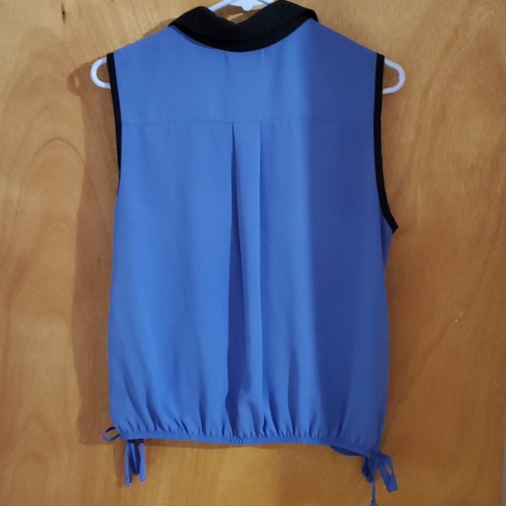 Shirt - Picture 2 of 3